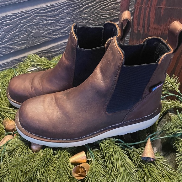DANNER BULL RUN CHELSEA BOOTS - Picture 2 of 10